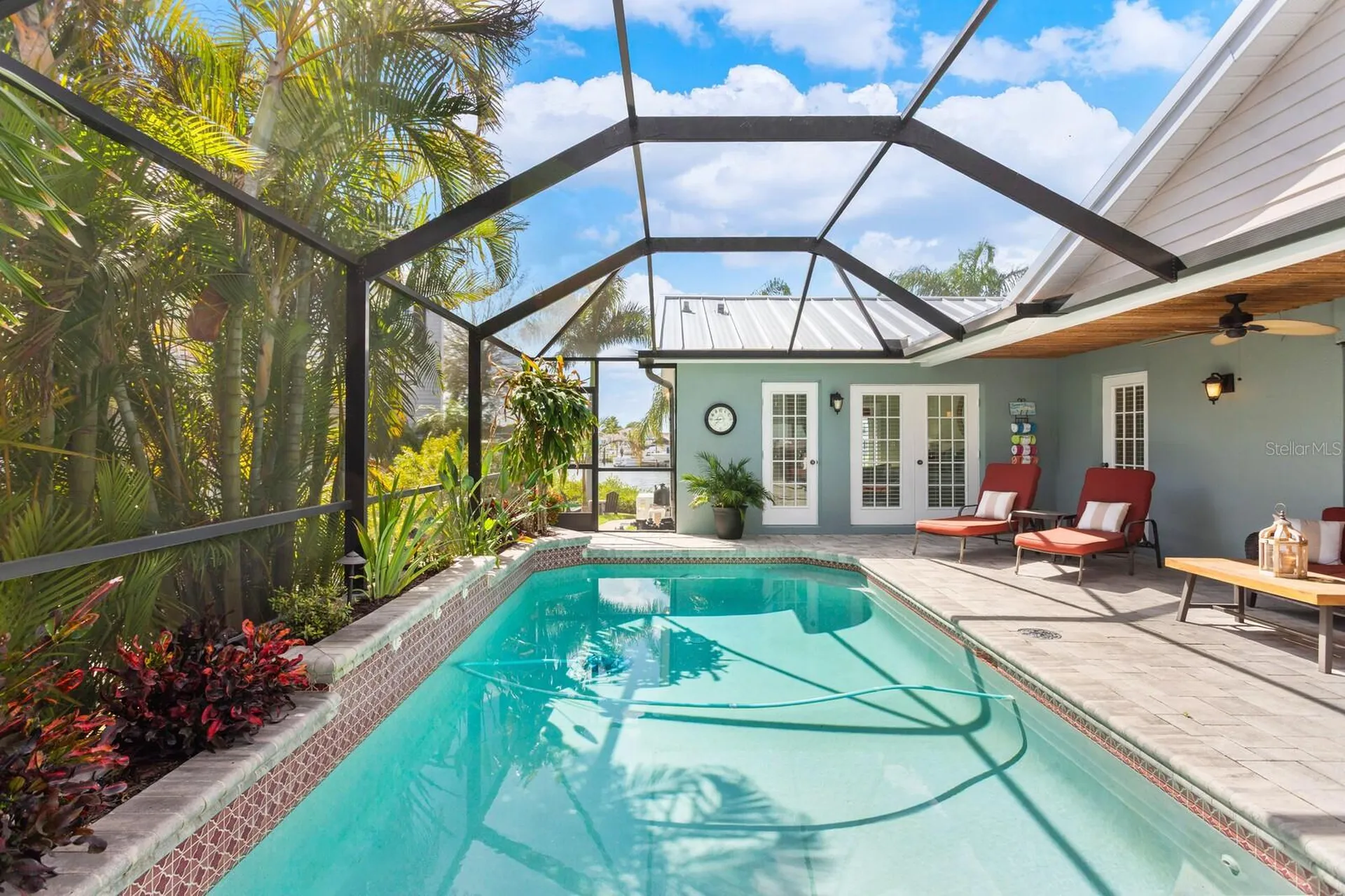 918 Shagos Drive Apollo Beach FL 33572