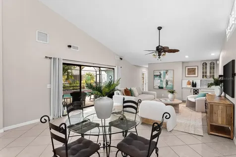 918 Shagos Drive Apollo Beach FL 33572