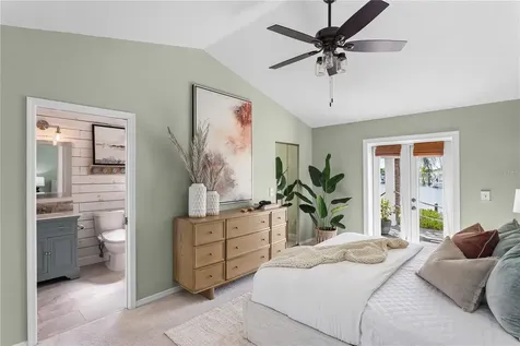 918 Shagos Drive Apollo Beach FL 33572