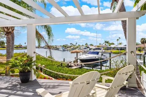 918 Shagos Drive Apollo Beach FL 33572