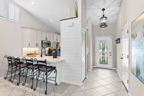 918 Shagos Drive Apollo Beach FL 33572