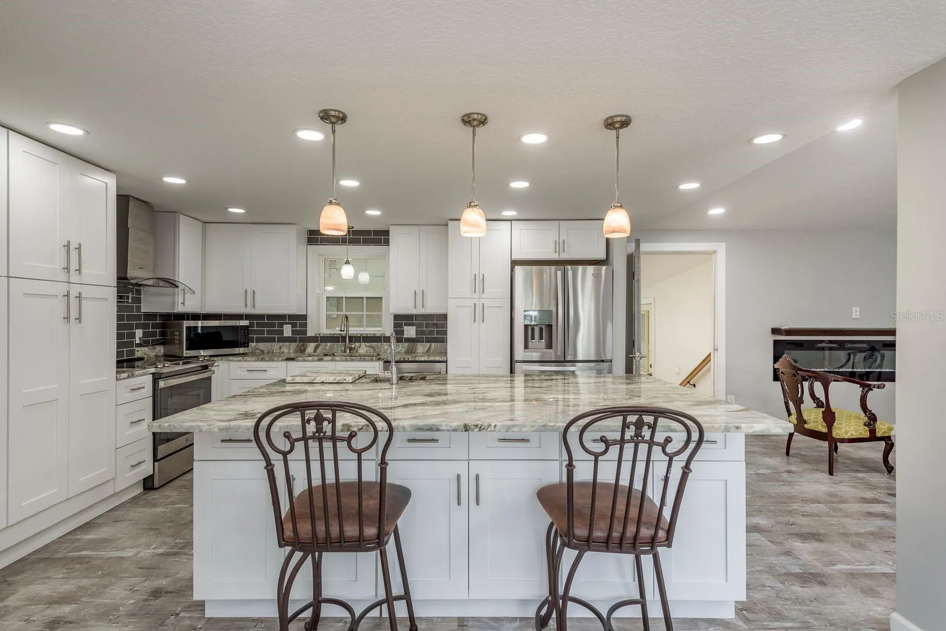 108 Dolphin Drive E Oldsmar FL 34677