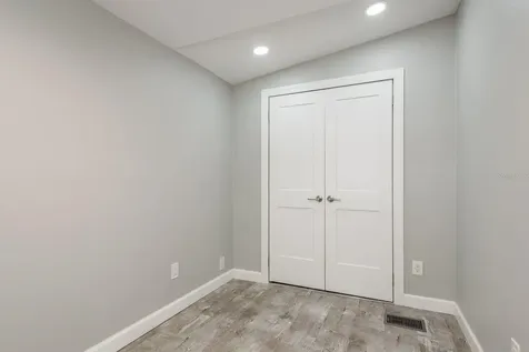 108 Dolphin Drive E Oldsmar FL 34677