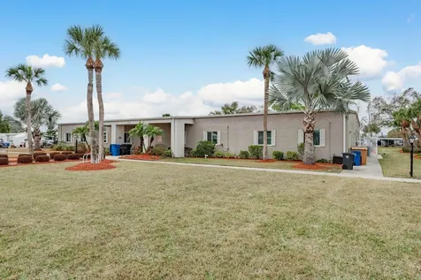 108 Dolphin Drive E Oldsmar FL 34677