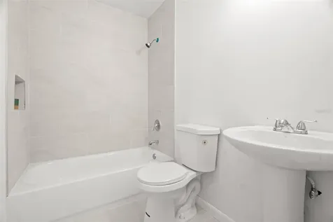 1799 N Highland Avenue Clearwater FL 33755