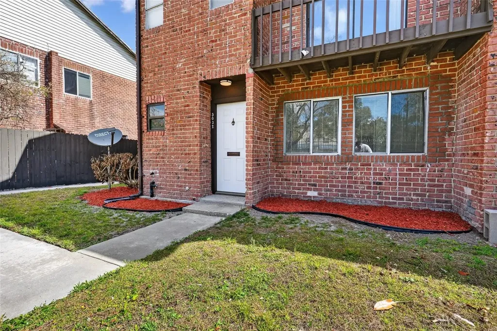 5032 Downing Street Orlando FL 32839