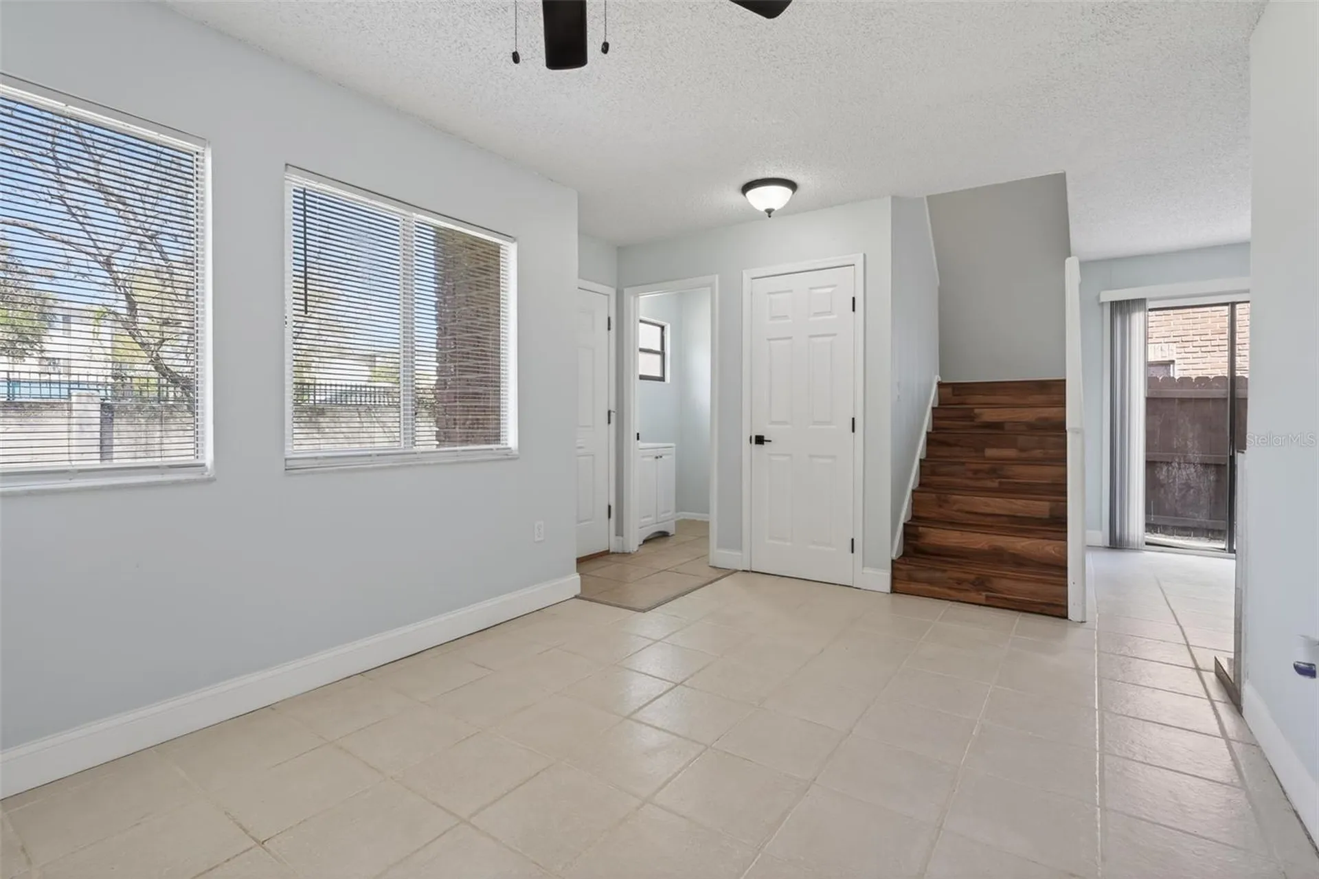5032 Downing Street Orlando FL 32839