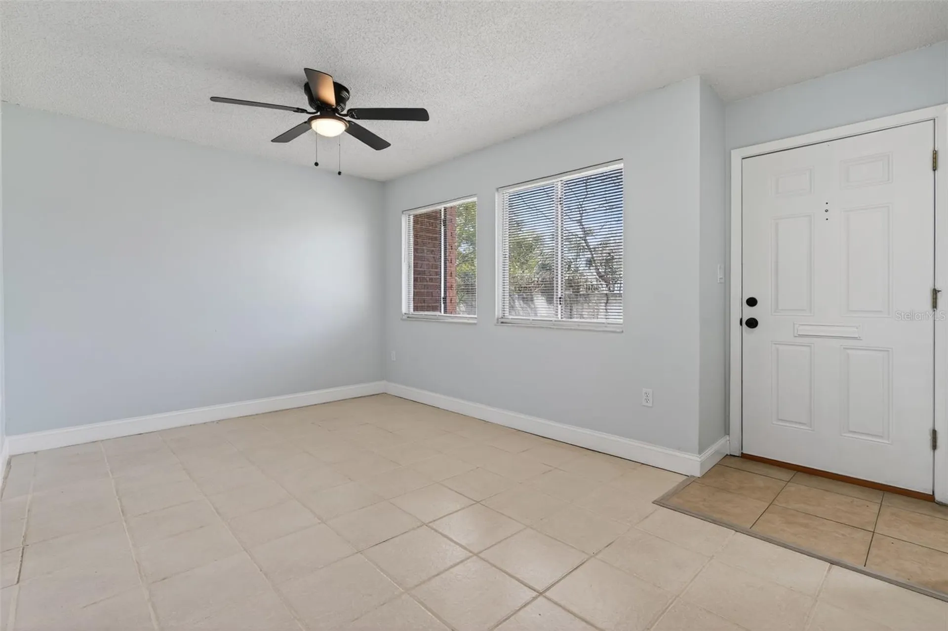 5032 Downing Street Orlando FL 32839