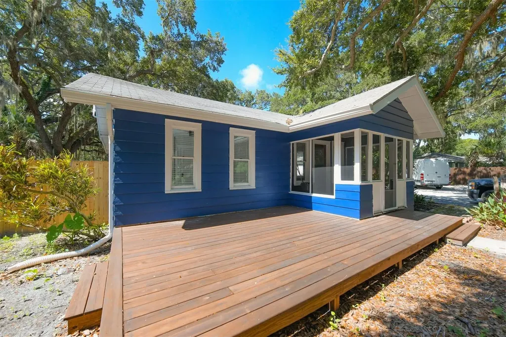 1230 35th Street Sarasota FL 34234