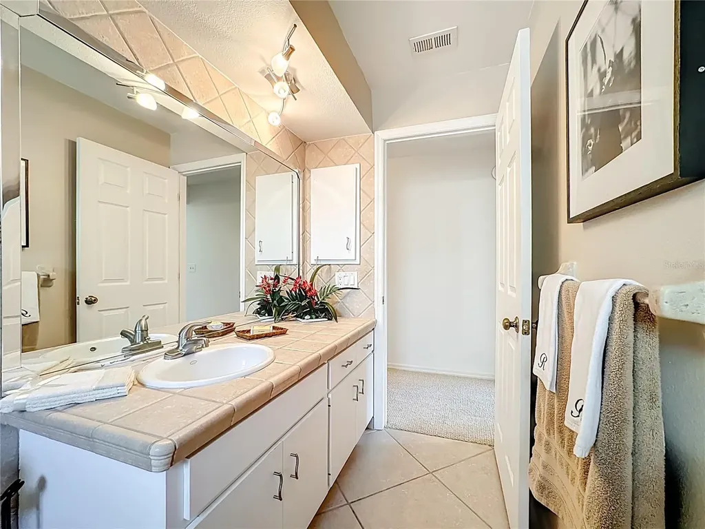 3522 Ferndell Sarasota FL 34235