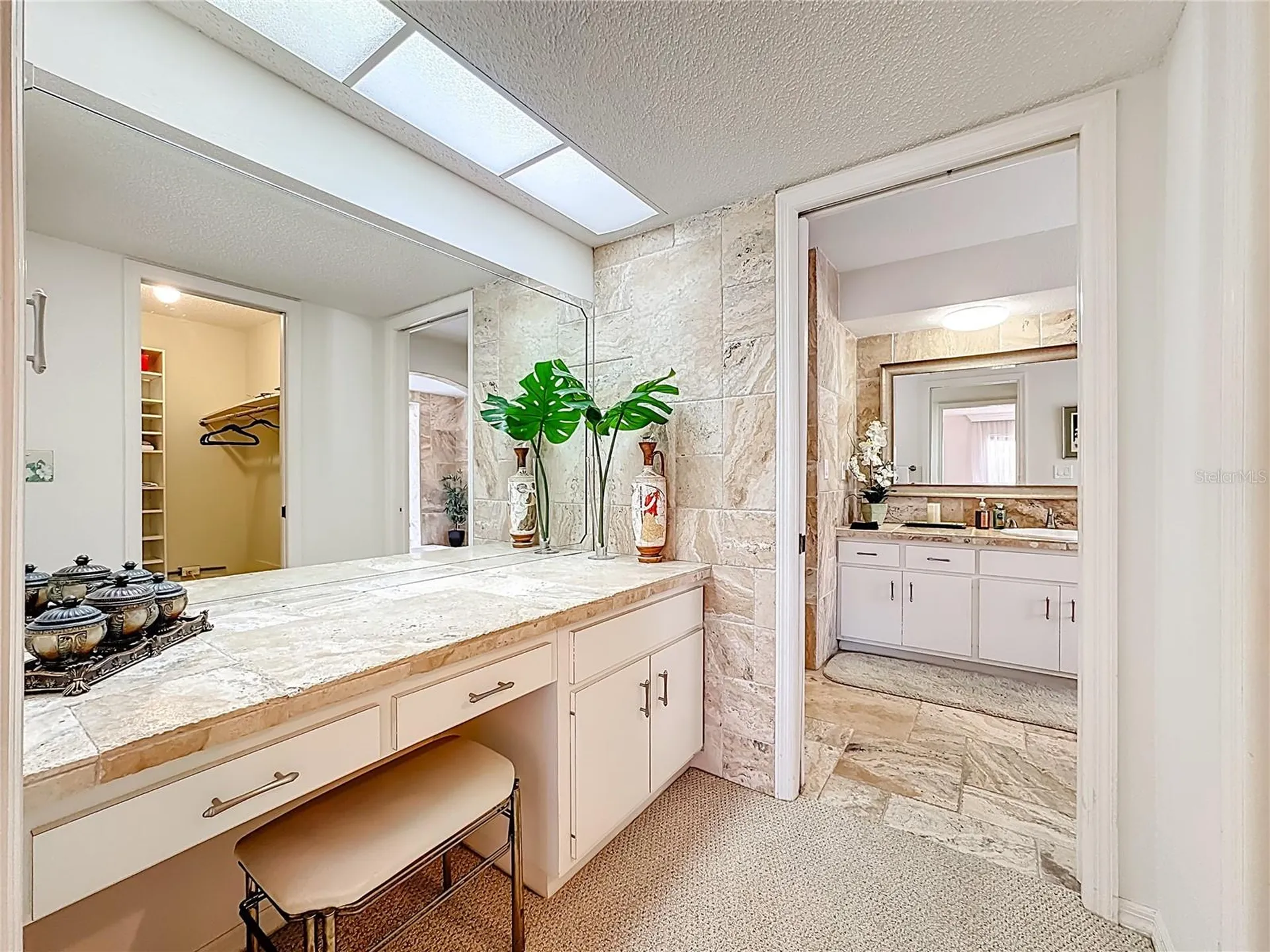3522 Ferndell Sarasota FL 34235