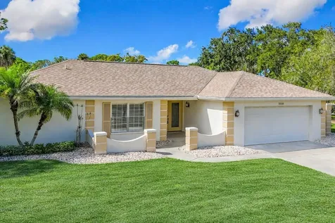 3522 Ferndell Sarasota FL 34235