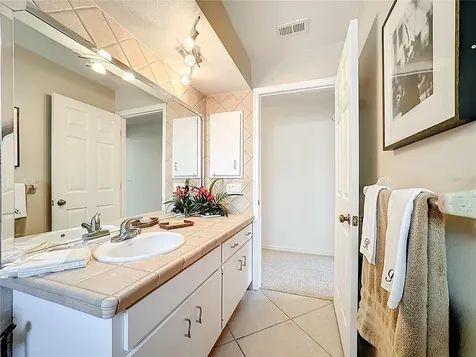3522 Ferndell Sarasota FL 34235