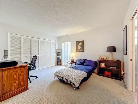 3522 Ferndell Sarasota FL 34235