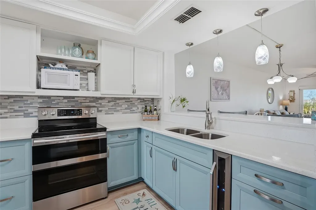 11901 Lagoon Lane Treasure Island FL 33706