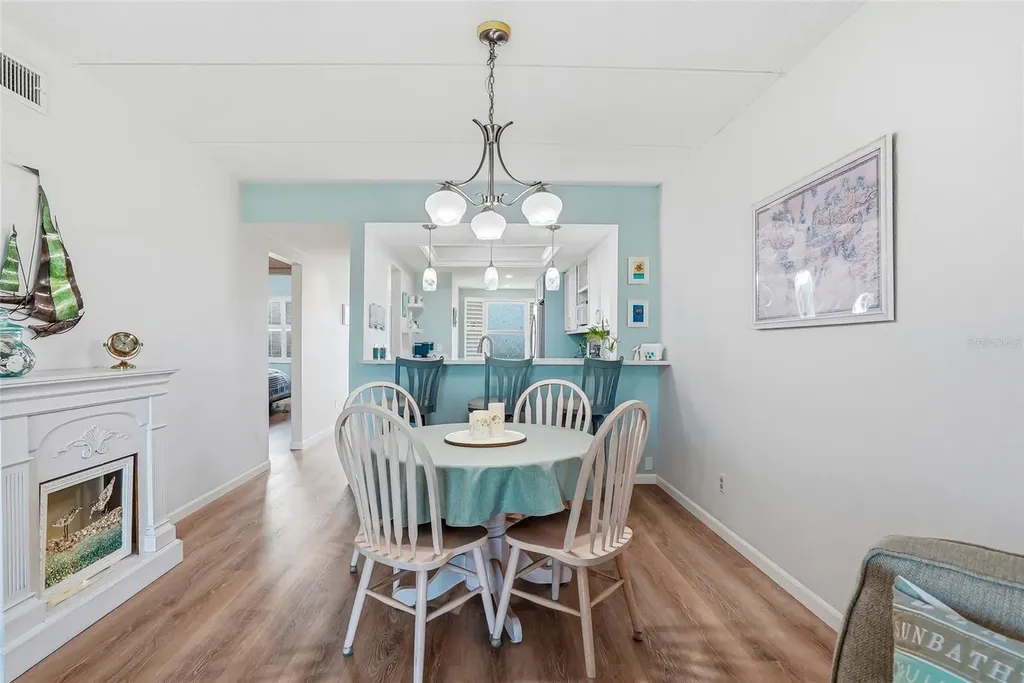 11901 Lagoon Lane Treasure Island FL 33706