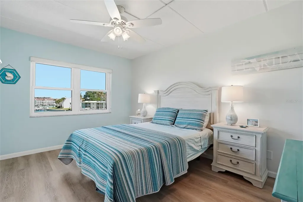 11901 Lagoon Lane Treasure Island FL 33706