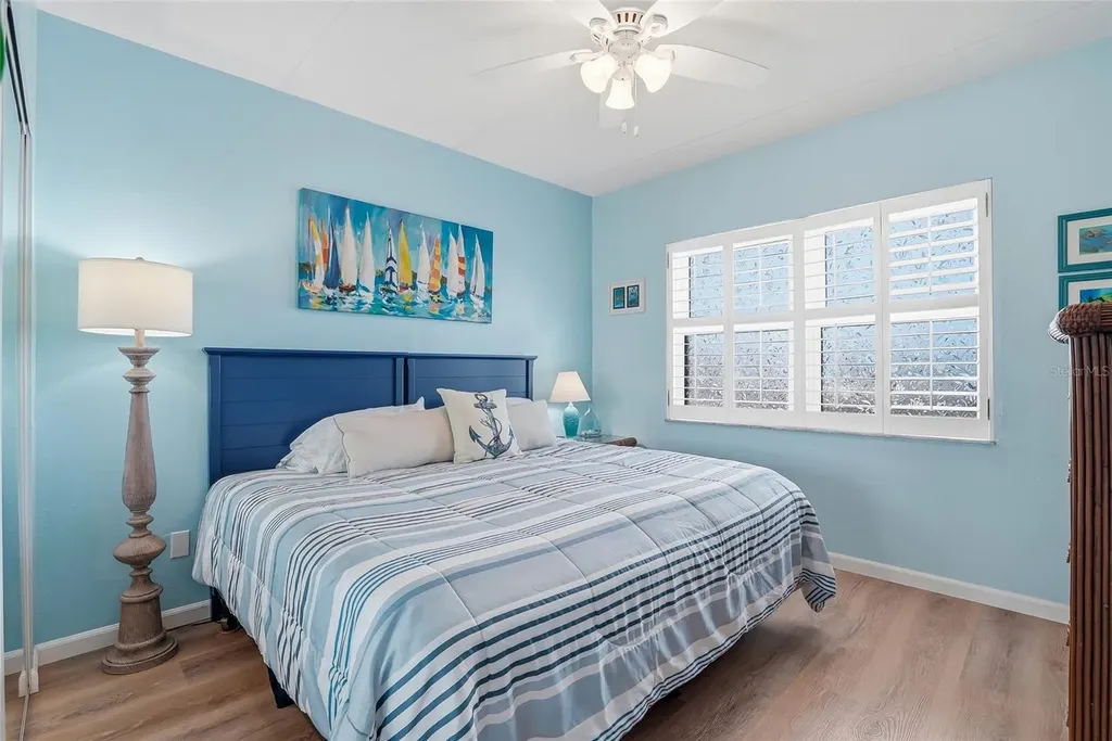 11901 Lagoon Lane Treasure Island FL 33706
