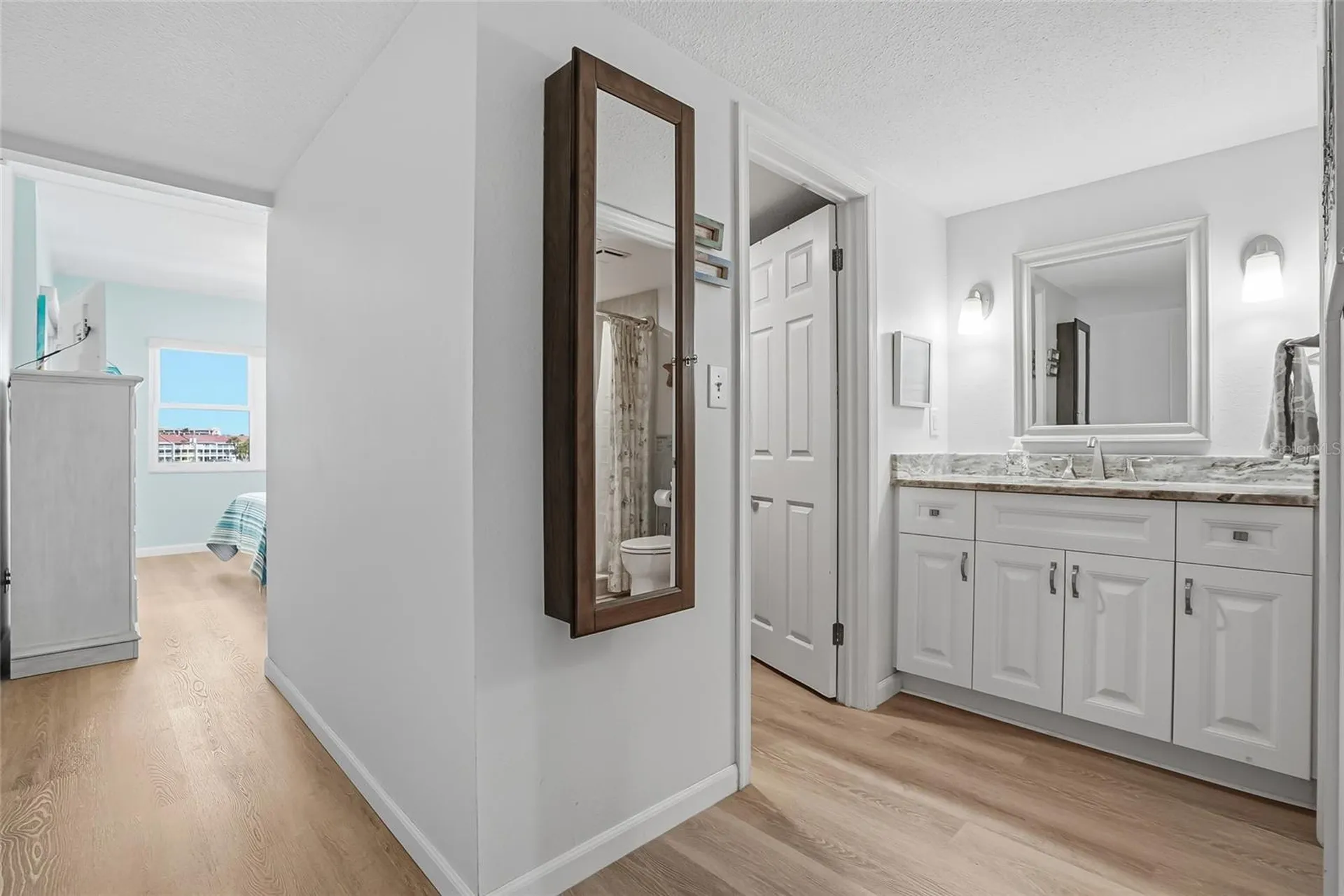 11901 Lagoon Lane Treasure Island FL 33706