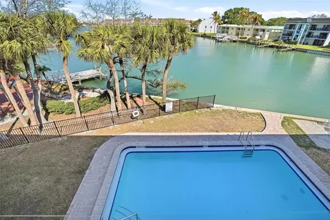 11901 Lagoon Lane Treasure Island FL 33706