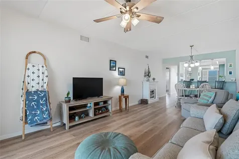 11901 Lagoon Lane Treasure Island FL 33706