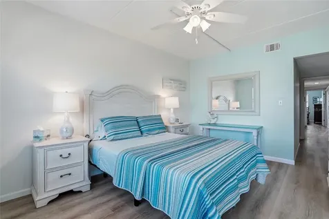 11901 Lagoon Lane Treasure Island FL 33706