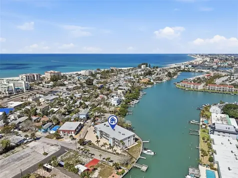 11901 Lagoon Lane Treasure Island FL 33706