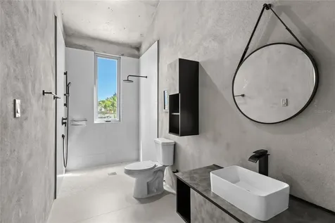13 Surfside Humacao PR 00791