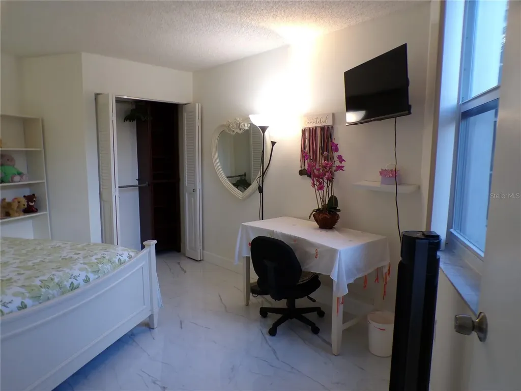 1000 Saint Charles Place Pembroke Pines FL 33026