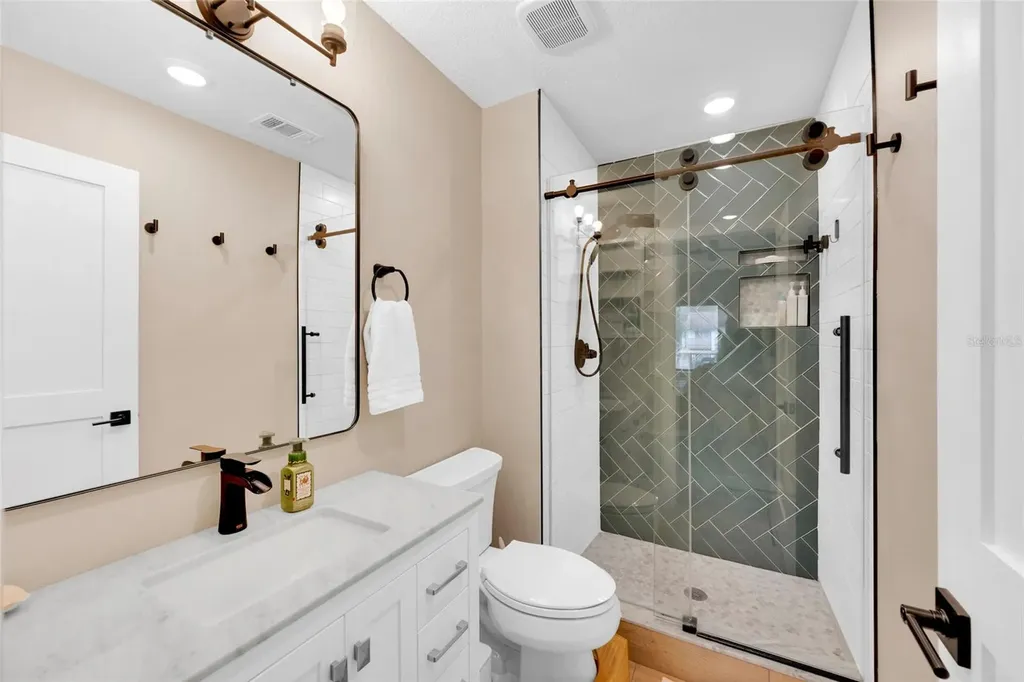 511 Longfellow Court Safety Harbor FL 34695