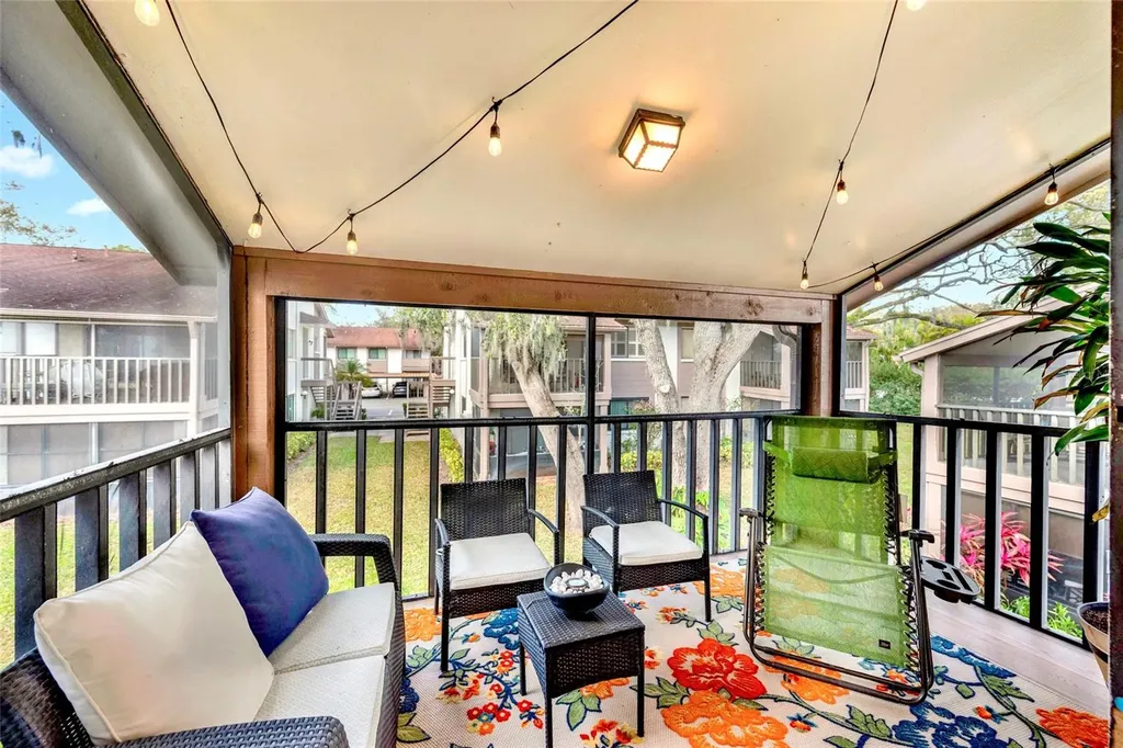 511 Longfellow Court Safety Harbor FL 34695