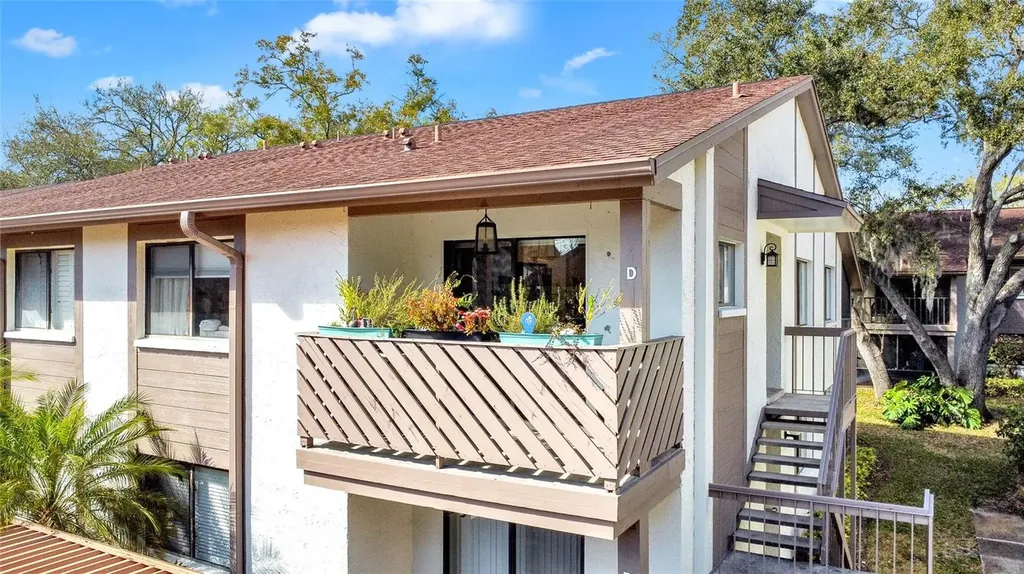 511 Longfellow Court Safety Harbor FL 34695