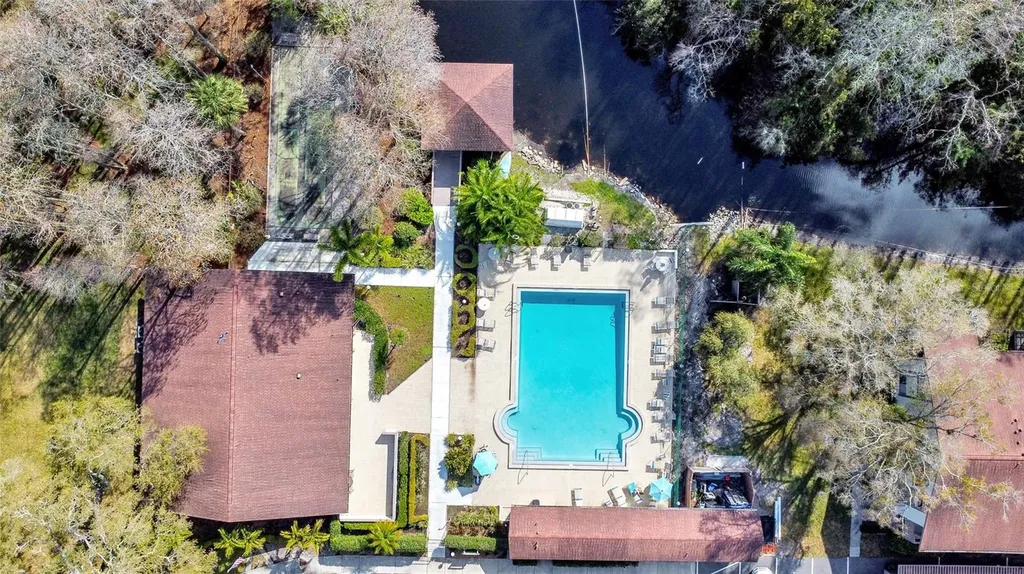 511 Longfellow Court Safety Harbor FL 34695