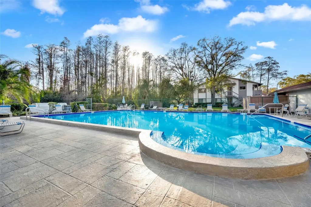 511 Longfellow Court Safety Harbor FL 34695