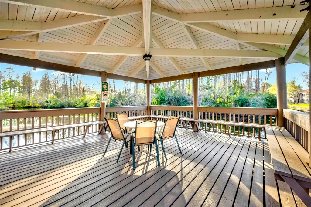 511 Longfellow Court Safety Harbor FL 34695