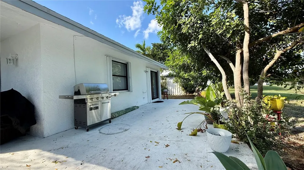 22 Paxford Lane Boynton Beach FL 33426