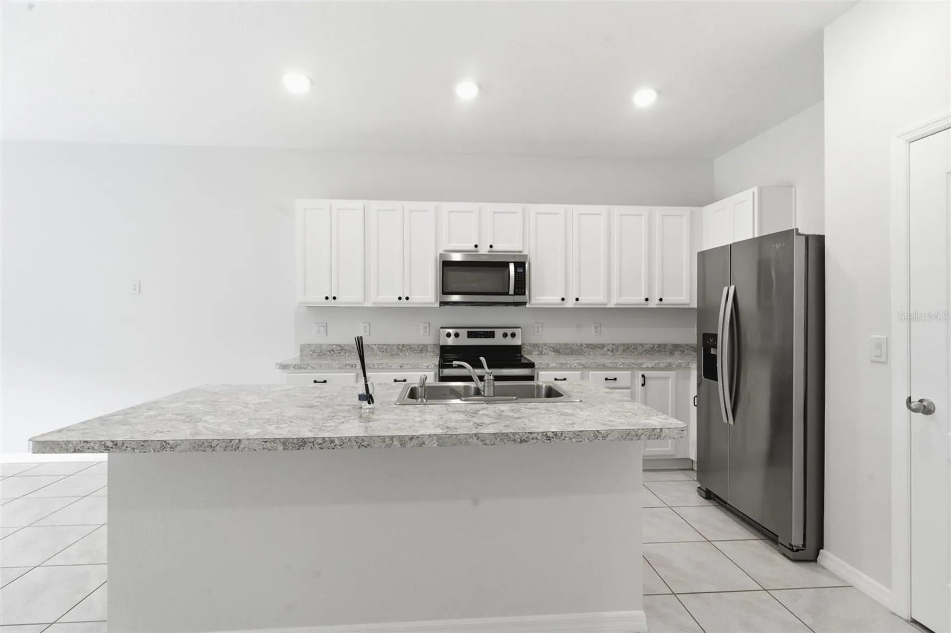 1292 Yellow Finch Drive Davenport FL 33837