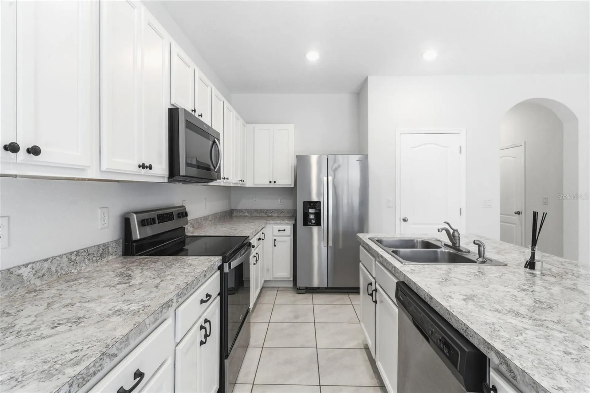 1292 Yellow Finch Drive Davenport FL 33837