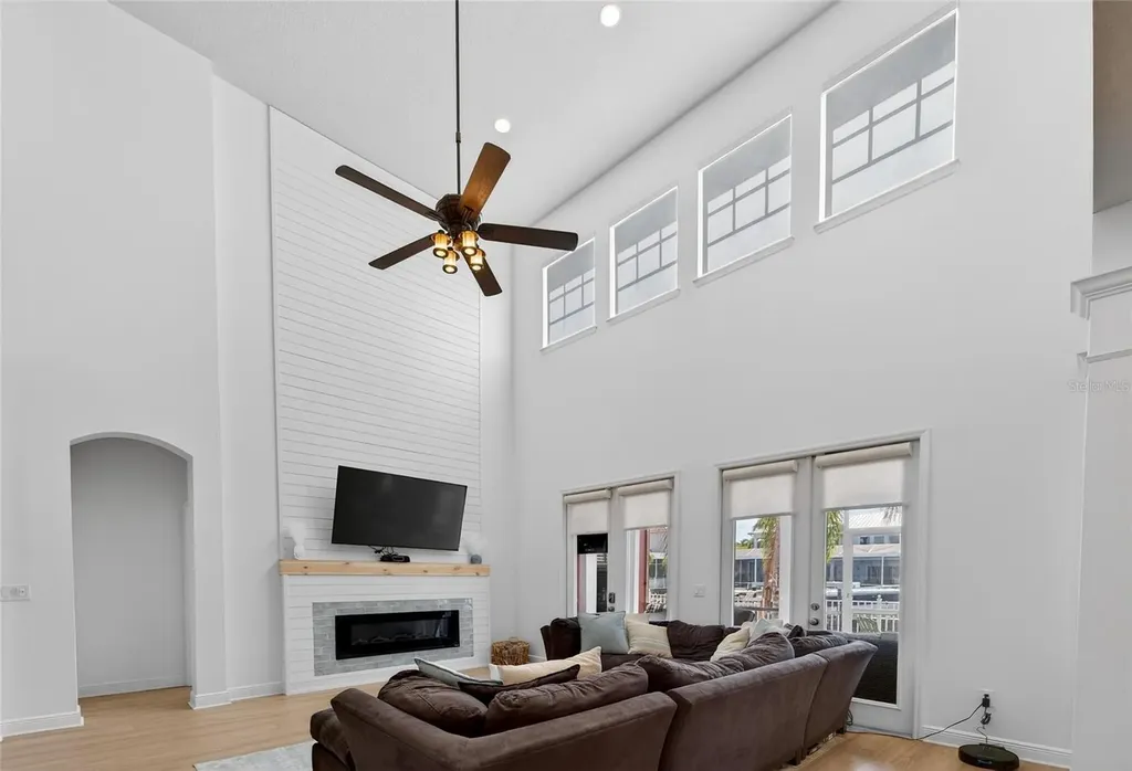 616 Mirabay Boulevard Apollo Beach FL 33572