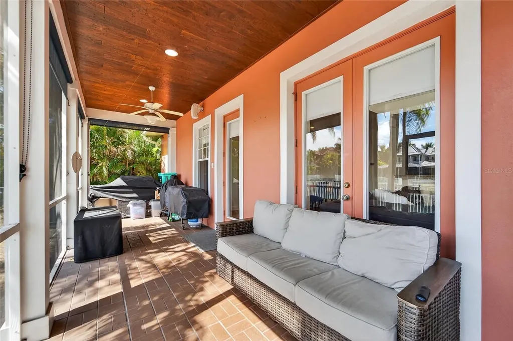 616 Mirabay Boulevard Apollo Beach FL 33572