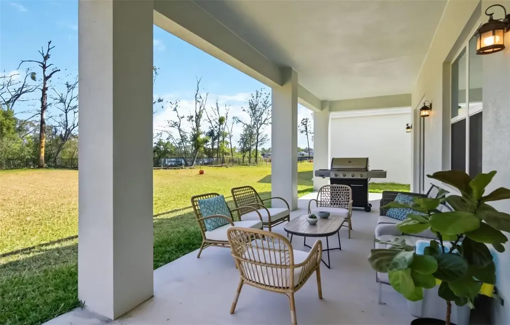 827 Dennis Avenue Orlando FL 32807