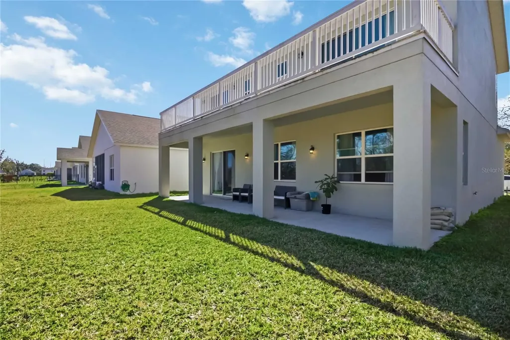 827 Dennis Avenue Orlando FL 32807