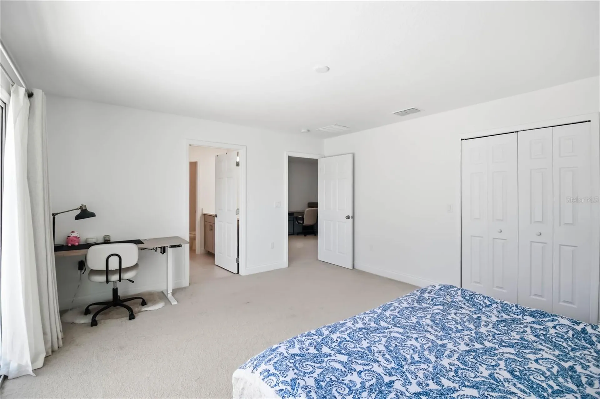 827 Dennis Avenue Orlando FL 32807