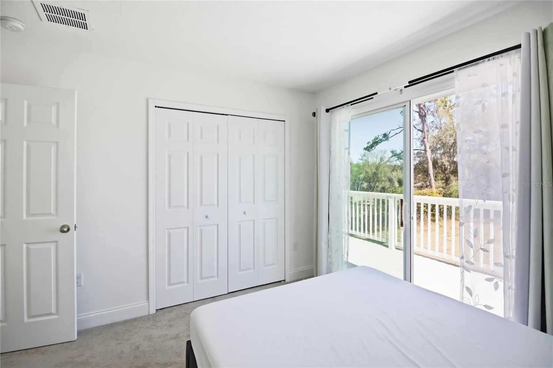 827 Dennis Avenue Orlando FL 32807