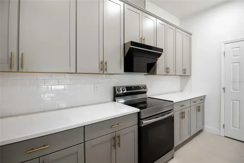 827 Dennis Avenue Orlando FL 32807