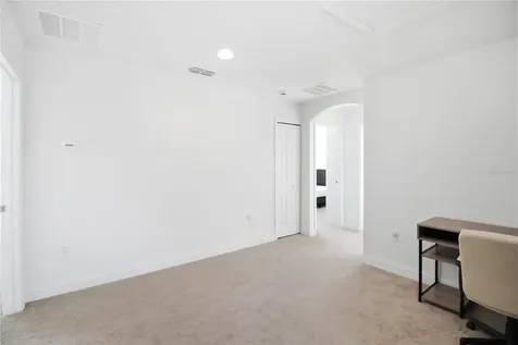 827 Dennis Avenue Orlando FL 32807