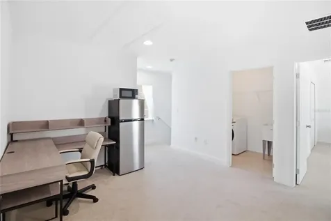 827 Dennis Avenue Orlando FL 32807