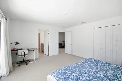 827 Dennis Avenue Orlando FL 32807