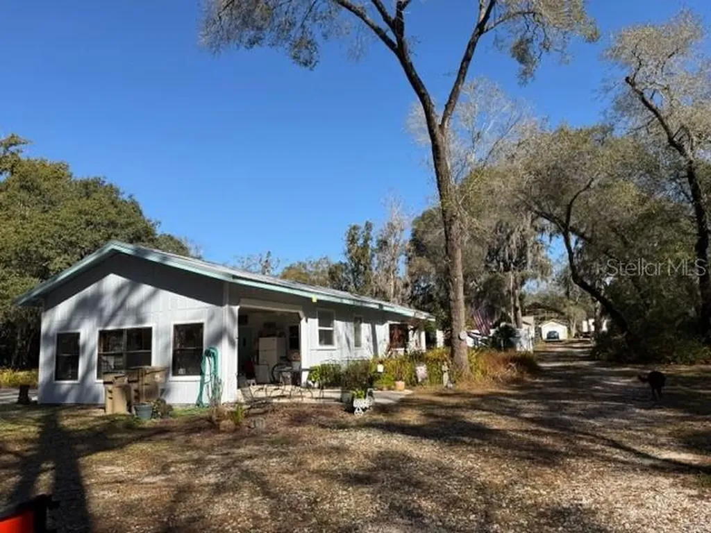 23404 Hobdy Road Sorrento FL 32776