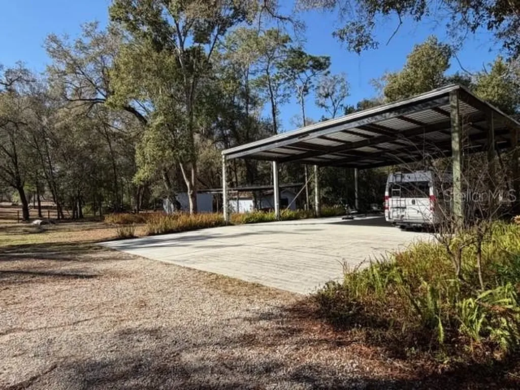 23404 Hobdy Road Sorrento FL 32776